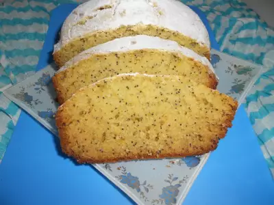 Лимонно манный кекс с маком в хлебопечке