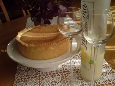 Пирог  "limone dolce " /с двумя видами теста и лимонным кремом "подарок для эллы-ell_b"