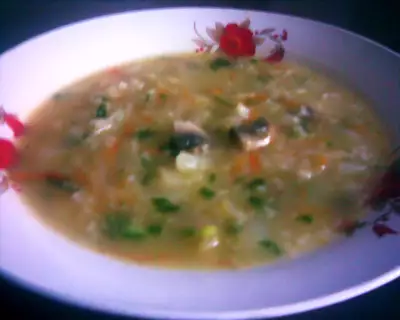 Густой постный  суп с рисом, капустой и шампиньонами