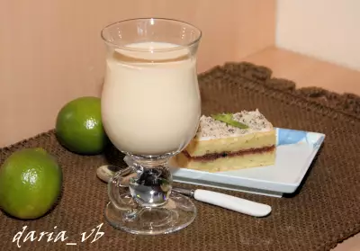 Влажный пирог «ароматный» с молочным чаем «масала»  (для олесика!)