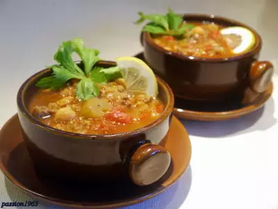 Марокканская харира (пряный нутово-чечевичный суп)