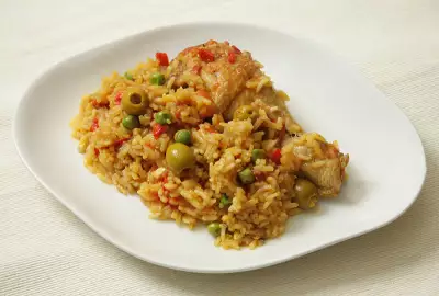 Arroz con pollo – курица с рисом или испанский плов.