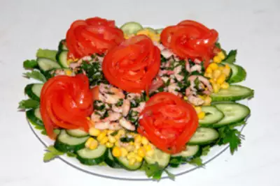 Салат с креветками "весенний букет"