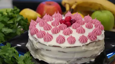 Бисквитный ароматный торт на сковороде
