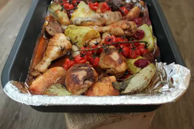 Курица запеченная с вишней бальзамиком и томатами