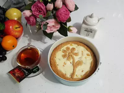 Творожный пирог с амарантовой мукой и персиками