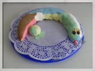 Торт весёлый змей