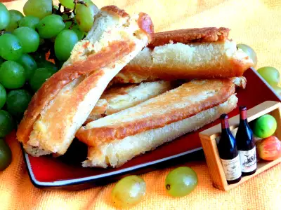 Хлебные трубочки с сыром
