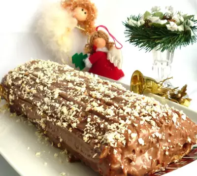 Торт "шоколадное рождественское полено"