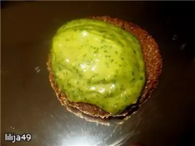 Замечательный зелёный соус из авокадо