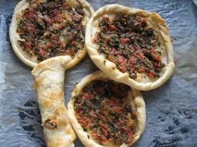 Лахма джун. турецкая пицца