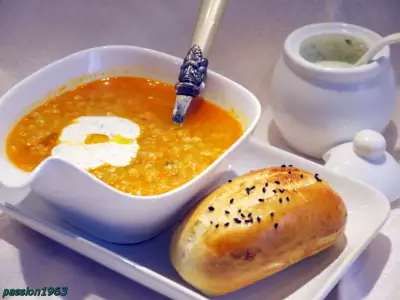 Турецкий пряный  чечевичный суп