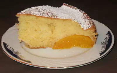 Пирог с ванильными персиками