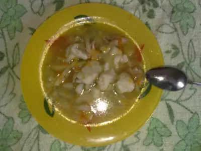 Куриный суп с сырными клецками