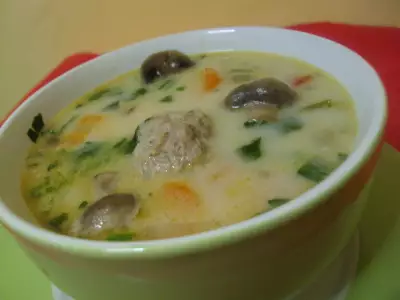Овощной суп с тефтельками.