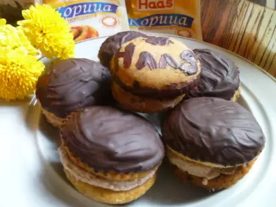 Тыквенно-шоколадное печенье с творожной начинкой