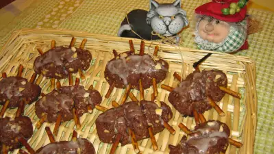 Шоколадно-ореховые пауки-печенье(вариант).