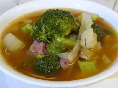" овощной суп с мясными шариками "