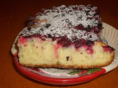Нарезной ягодный пирог