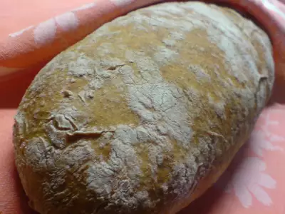 Провинциальный бургундский хлеб// цельнозерновой с маслинами