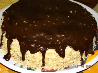 Торт «тайна» (шоколадно-кремово-ореховый)