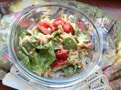 Салат с орзо, баклажаном и зеленой фасолью