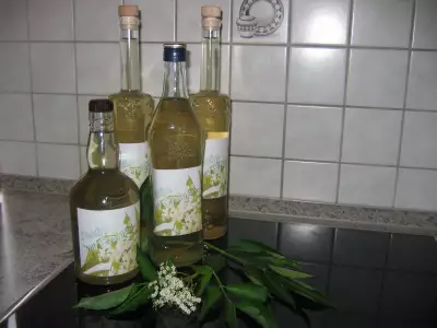 Ликёр из цветков бузины holunderblüten schnaps