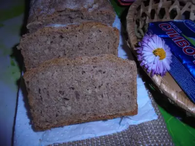 Цельнозерновой хлеб с семенами льна и кунжутом