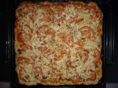 Пицца «и нашим и вашим»