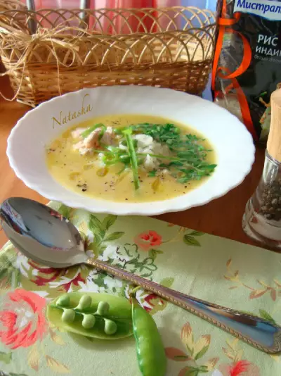 Суп-пюре из кабачка на курином бульоне с рисом