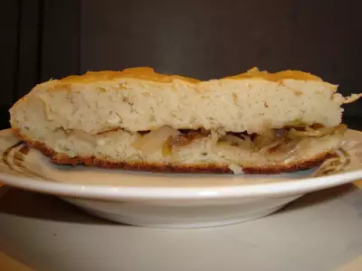 Пирог с капустой (сдобное дрожжевое тесто)