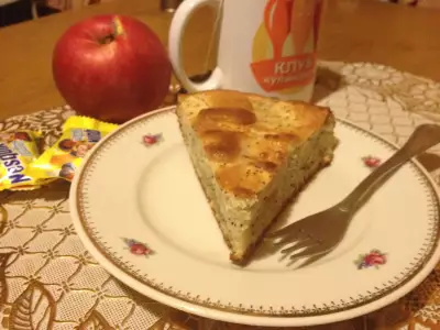 Яблочно-маковый пирог (проще простого)