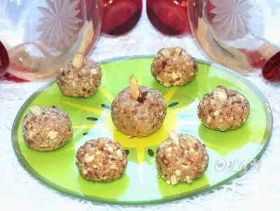 Ореховые шарики со сгущенкой - десерт без выпечки