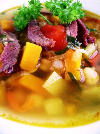 Пряный суп из тыквы с нутом и овощами. воскресный тыквенный обед. фм