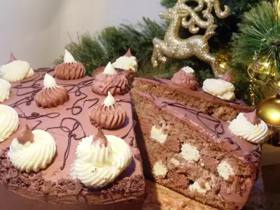 Шахматный торт с орехами и шоколадом