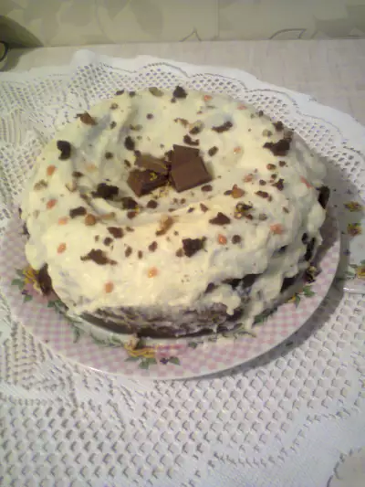 Шоколадный торт с заварным кремом из белого шоколада