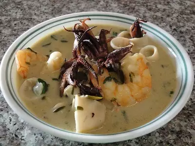 Кокосовый суп с креветками и кальмаром ! ! !