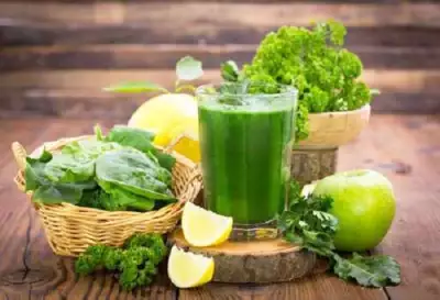 Витаминный смузи за 2 минуты  зелёный коктейль для здоровья и красоты