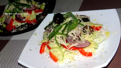 Лёгкий салатик в средиземноморском стиле