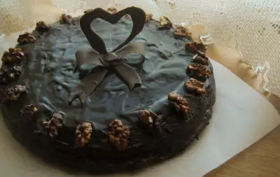 Шоколадный миндальный торт со сгущёнкой