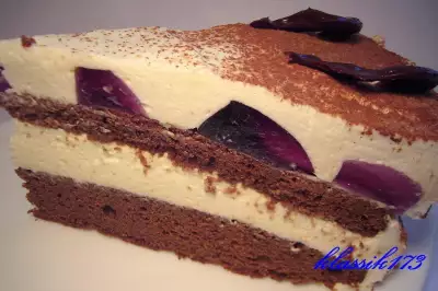 Торт "шоколадный с крем-чизом и сливками"