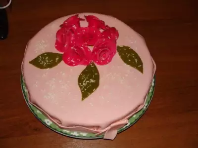 Торт с украшением из мастики  (вариант)