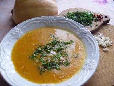 Суп-пюре из тыквы с чечевицей