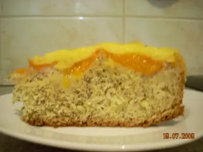 Абрикосовый пирог с маком