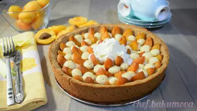 Абрикосовый пирог с гречневой мукой, маком и мёдом. видео