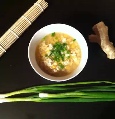 Суп с курицей и кукурузой (китайский)