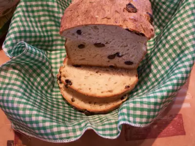 Пивной хлеб с изюмом и тмином
