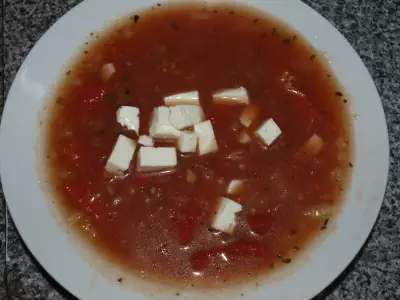 Суп из запеченных помидор и перцев с брынзой (вариант томатного супа)