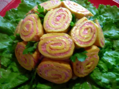 Салат "шарлотка" (розовый вариант)
