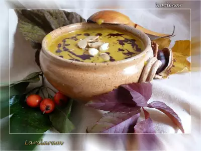 Суп "осенний блюз" с тыквой, перловкой, грибами и приправой "король тыковка"